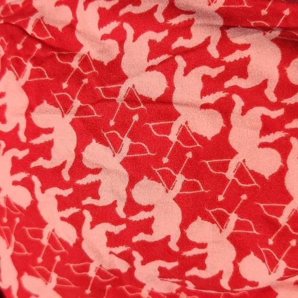 LULAROE LLR OS Patterned Buttery Soft Legging One Size Cupid Valentines Holiday - Picture 1 of 1